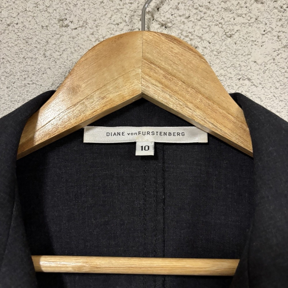 Diane von Furstenberg Black Blazer Jacket Women's Size 10 - Picture 3 of 4